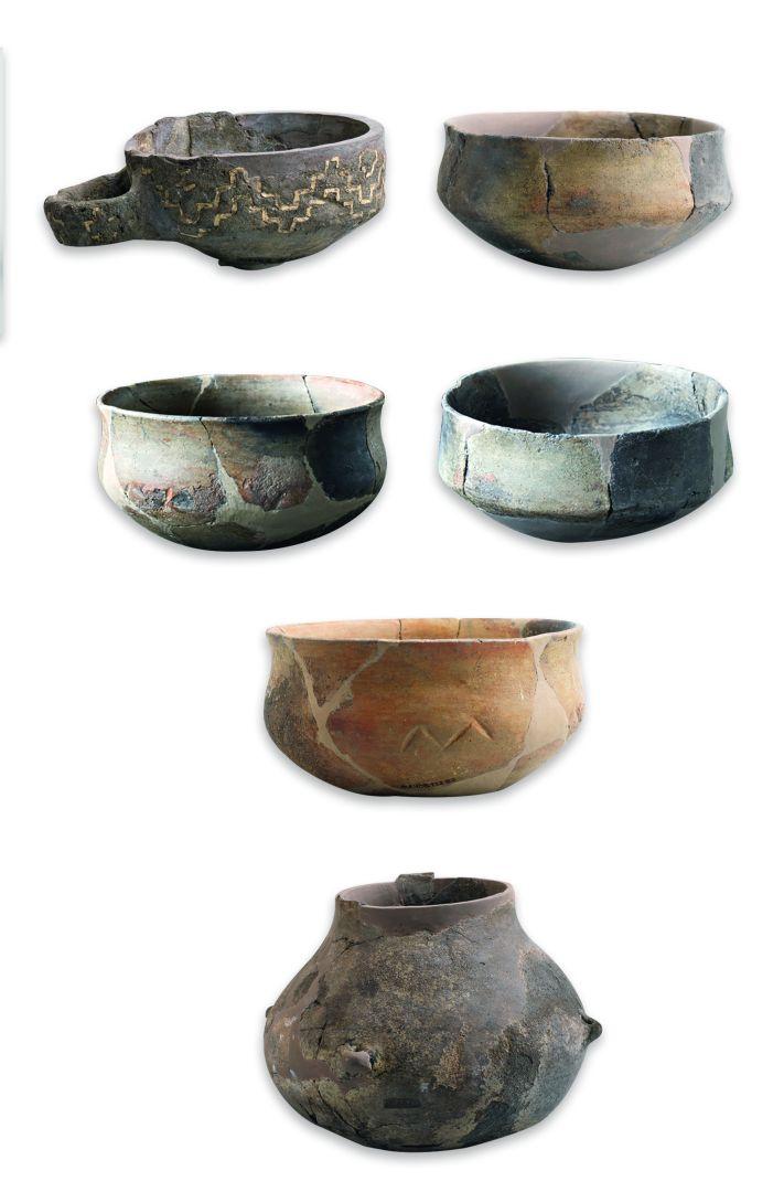 32- Bowls similar to classical Fikirtepe bowls