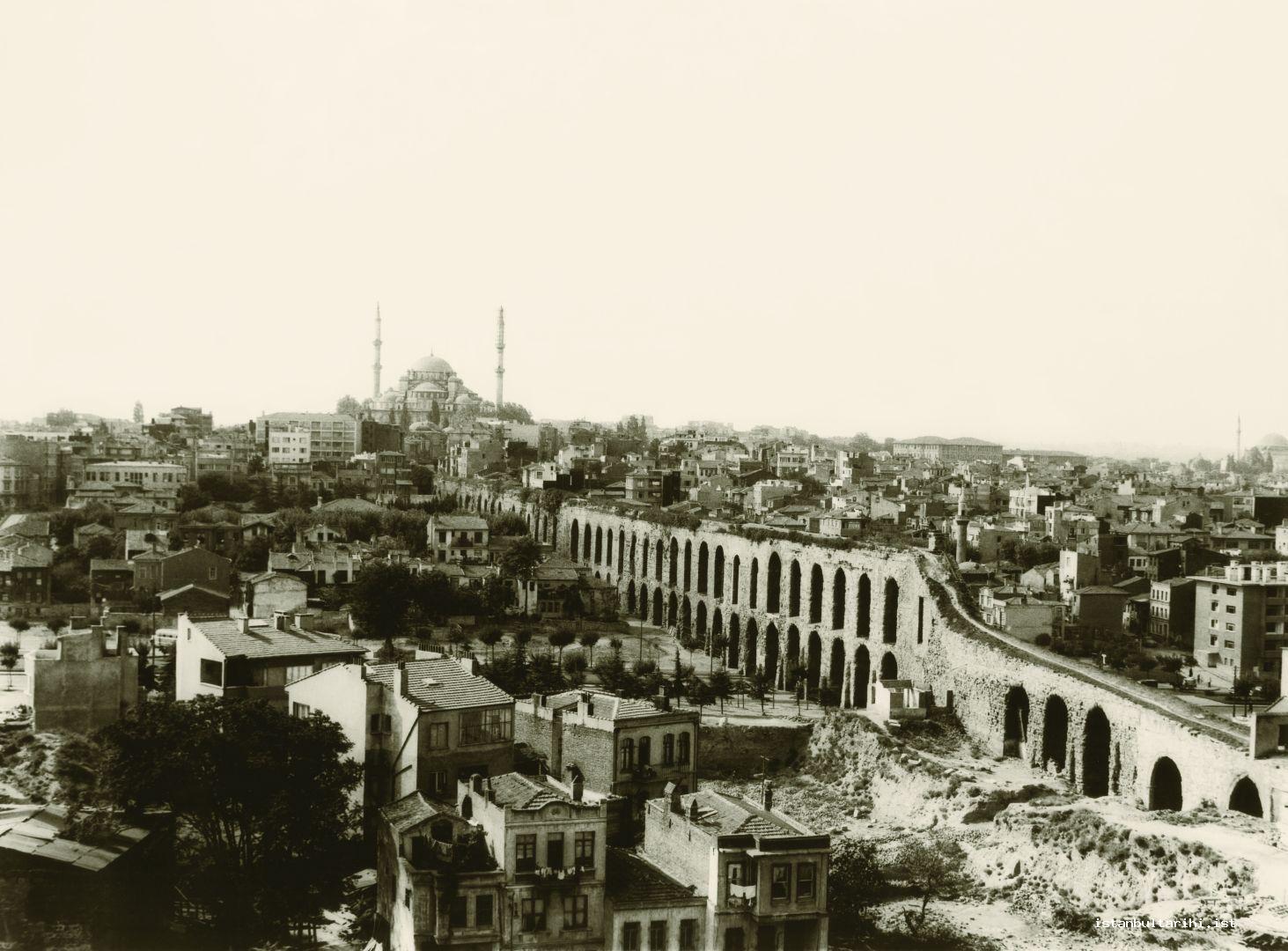 2- The neighborhood of Unkapanı, Saraçhane and Şehzadebaşı districts before public development works