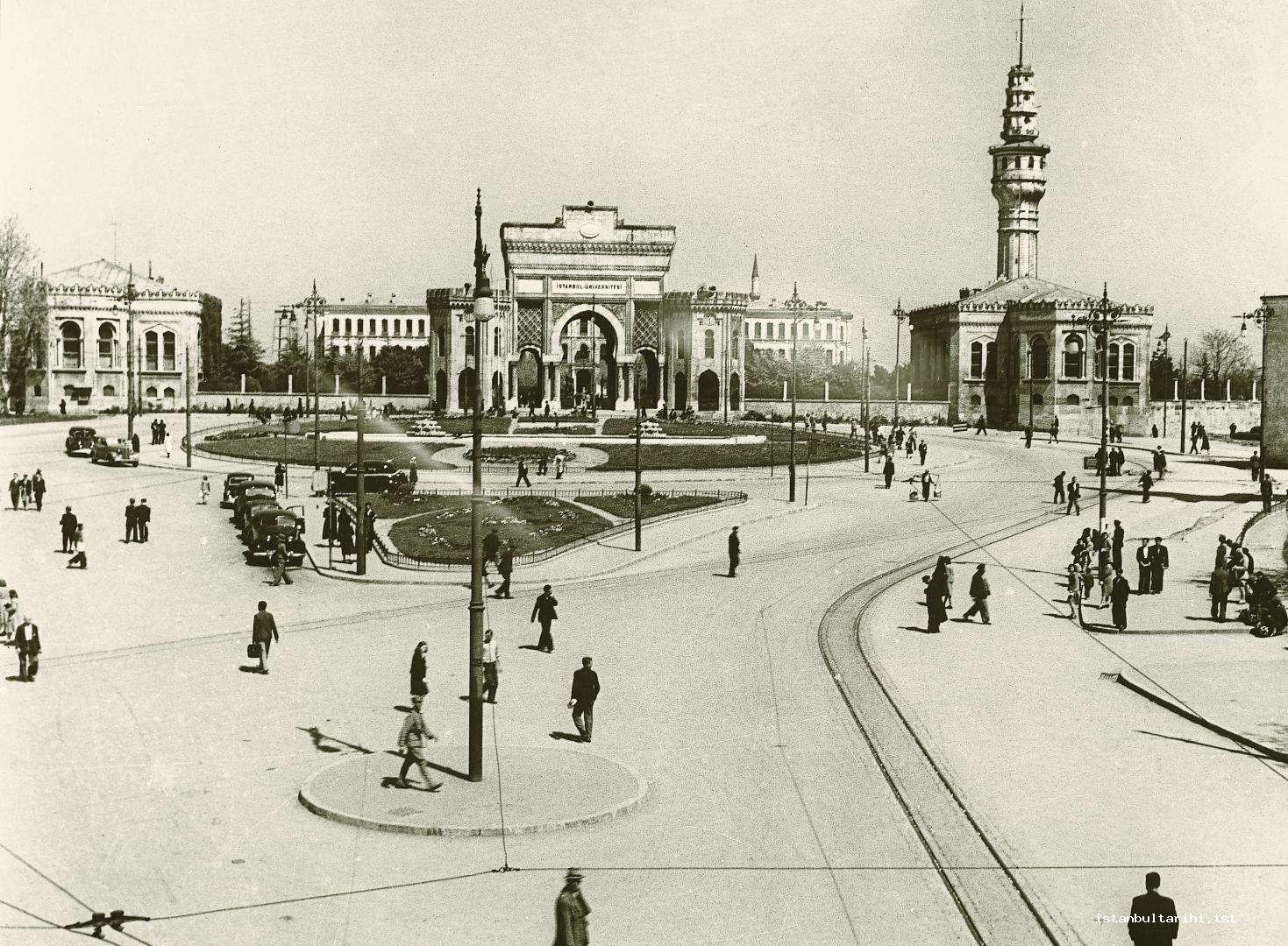 8- The view of Beyazıt Square in the 1940s. The Pool of Haydar Bey and tramway were still in their places. It is a photo which reflects the square existing in memories with its   all aspects