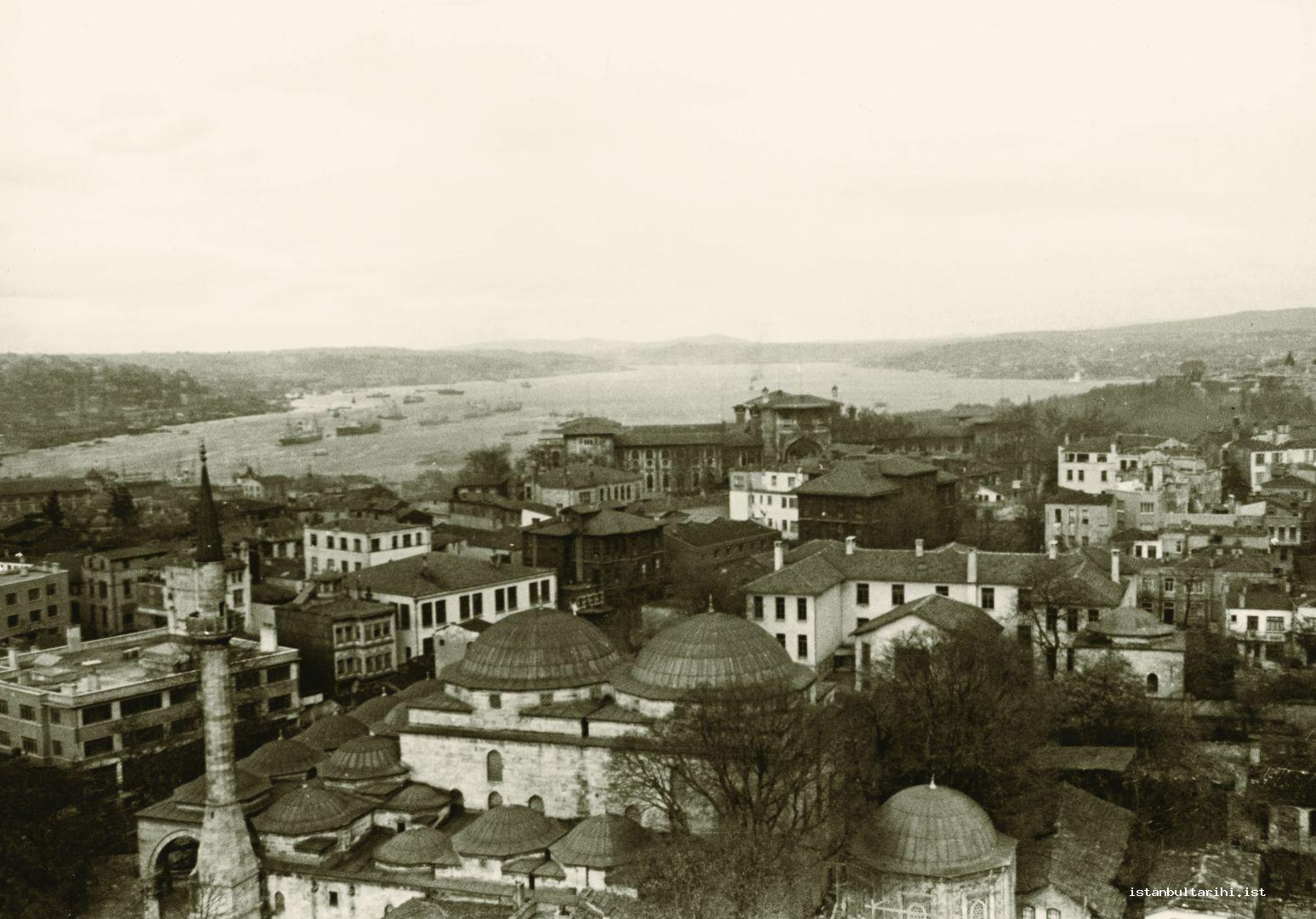 3b- Panoramic view of Istanbul from Nuruosmaniye