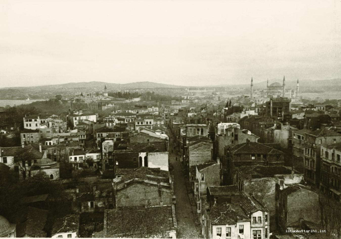3c- Panoramic view of Istanbul from Nuruosmaniye