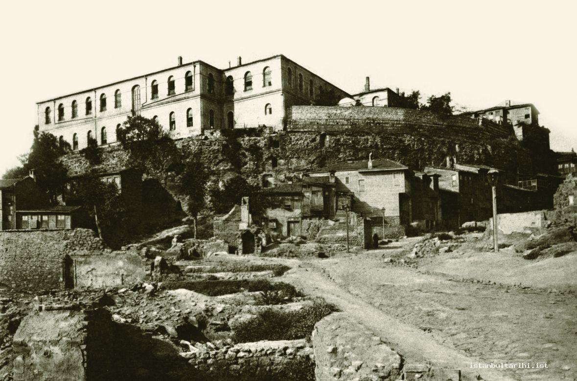 4- The ruins of Byzantine Great Palace (Mamboury-Wiegand)