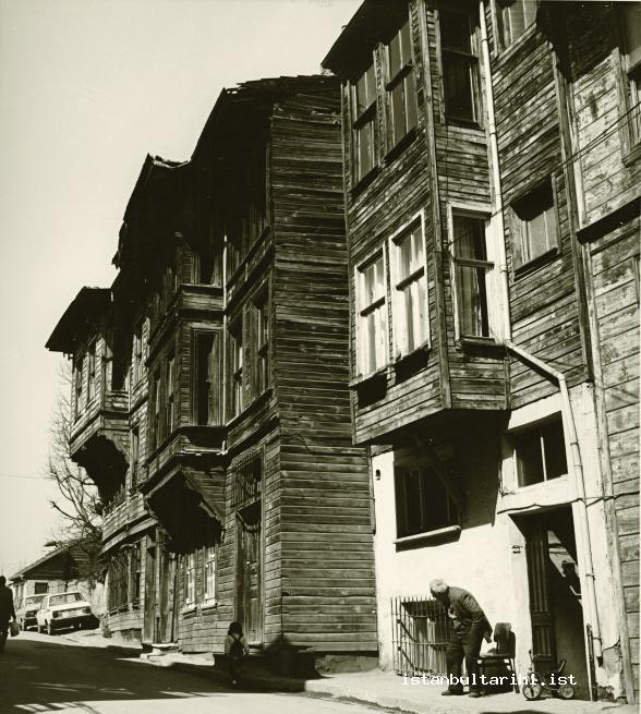 18- An old Istanbul street