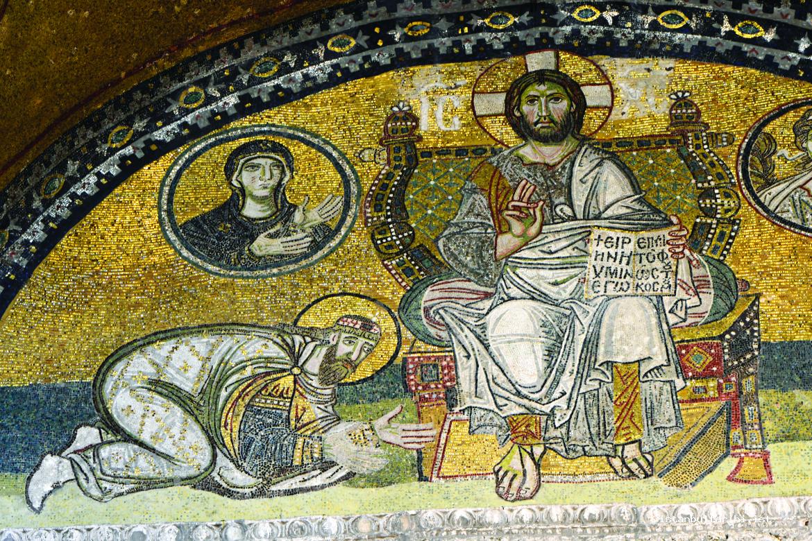 5- Jesus is in the middle in the mosaic with the depiction of Pantokrator Jesus located above the emperor’s gate; Archangel Gabriel is on the right side in a medallion and Mary is depicted in a medallion on the left side. Leon VI (816-912), one of the emperors of Eastern Roman Empire, is at the feet of Jesus.