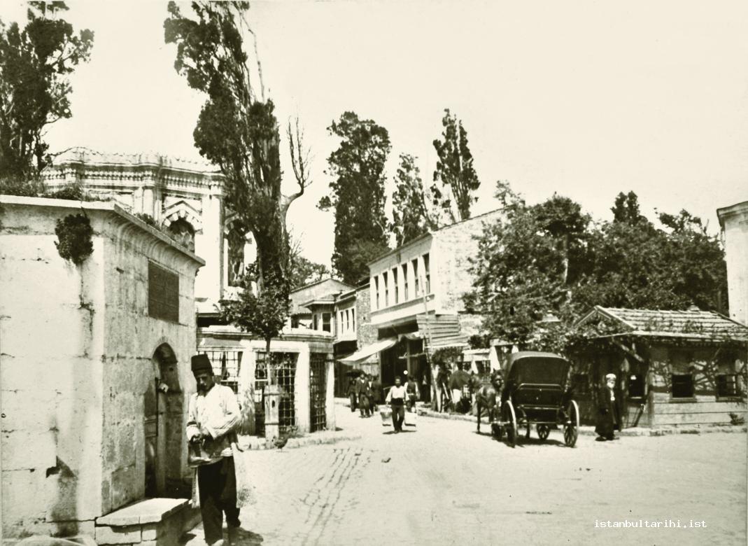 16- At the end of 19<sup>th</sup> century, a street from Eyüp thought to be founded in a municipal organization as the Fifth Office (Istanbul Metropolitan Municipality, Atatürk Library)