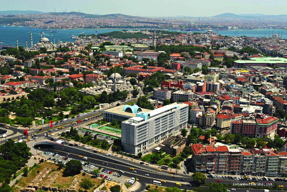 35- Istanbul Municipality Building