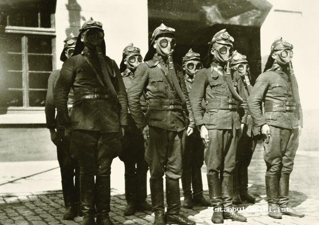 15- The platoon with gas masks established in 1932 in Fire Department