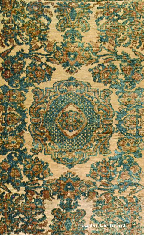 3- Çatma kind fabric (Istanbul Metropolitan Municipality City Museum)