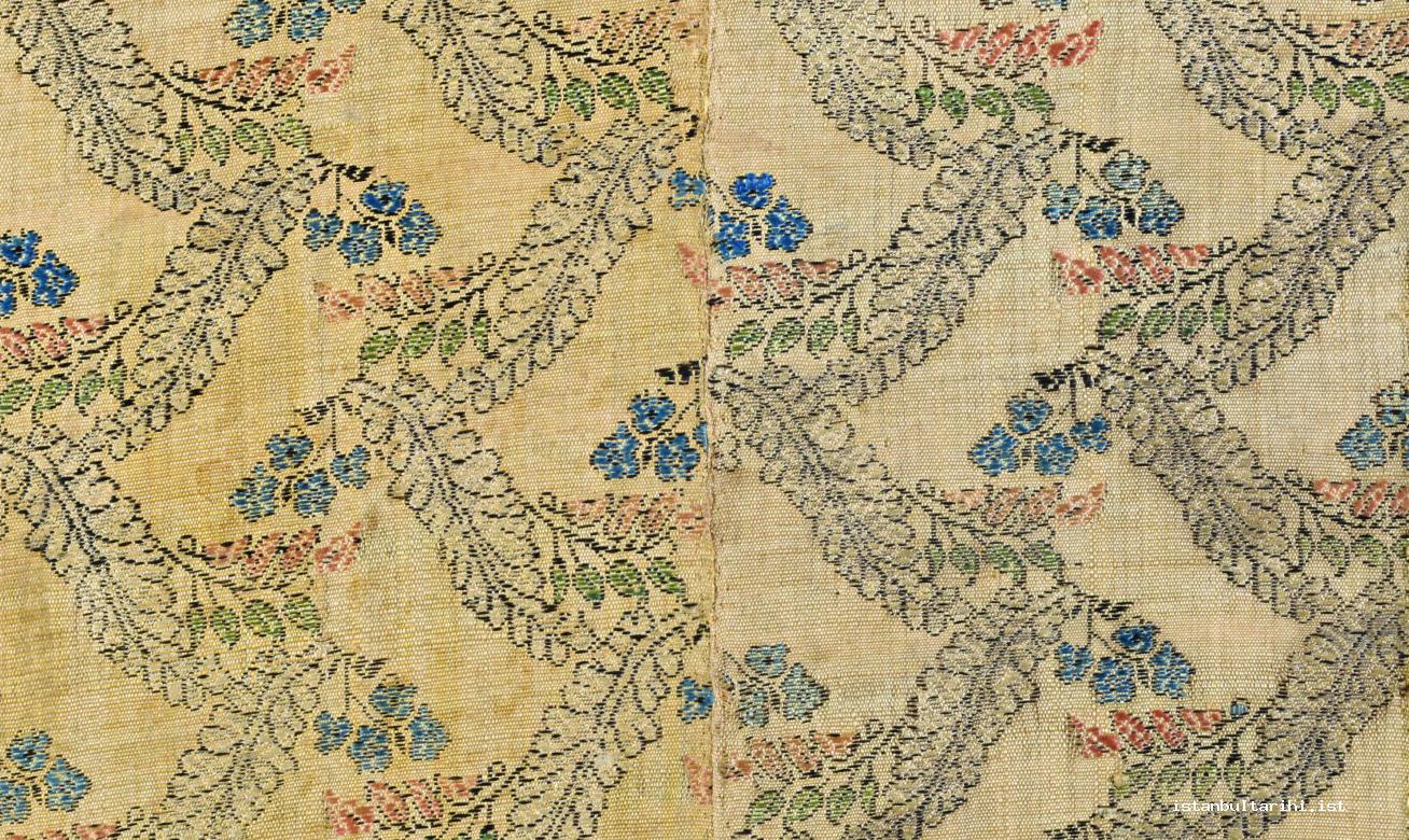 5- Selimiye kind fabric (Istanbul Metropolitan Municipality City Museum, the one on the right is in Topkapı Palace Museum)