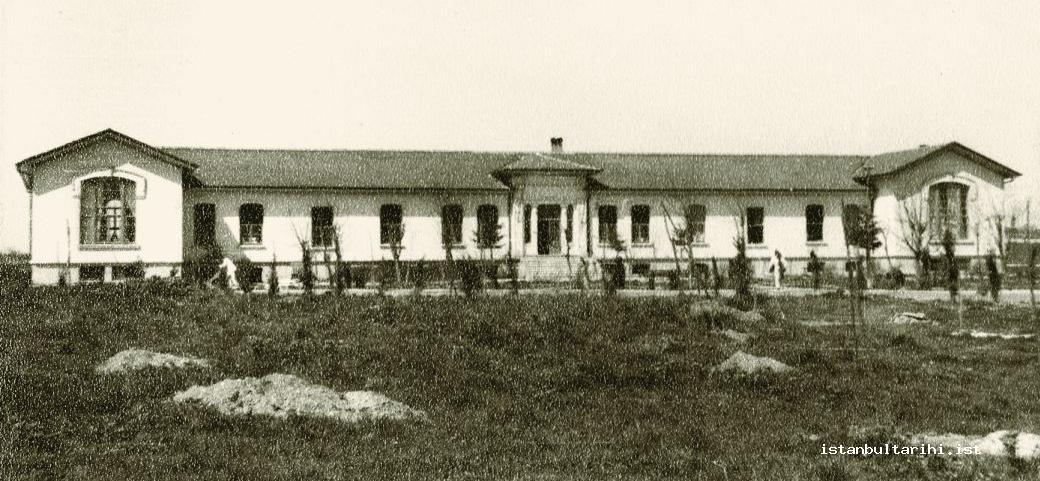 15- A pavilion from Yedikule Tuberculosis Hospital (from the archives of N. Yıldırım)