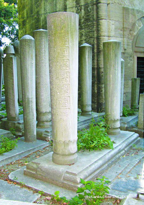 33- The gravestone of the chief physician Mustafa Salih Efendi