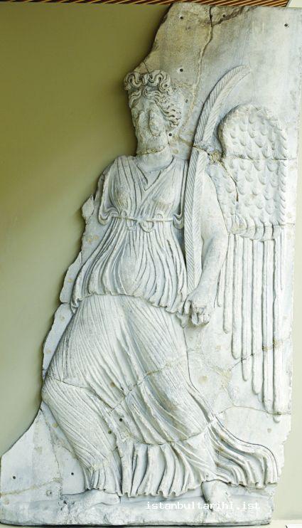 9- The statue of Nike adorning the entrance of Balat Gate (Istanbul Archeology Museum)