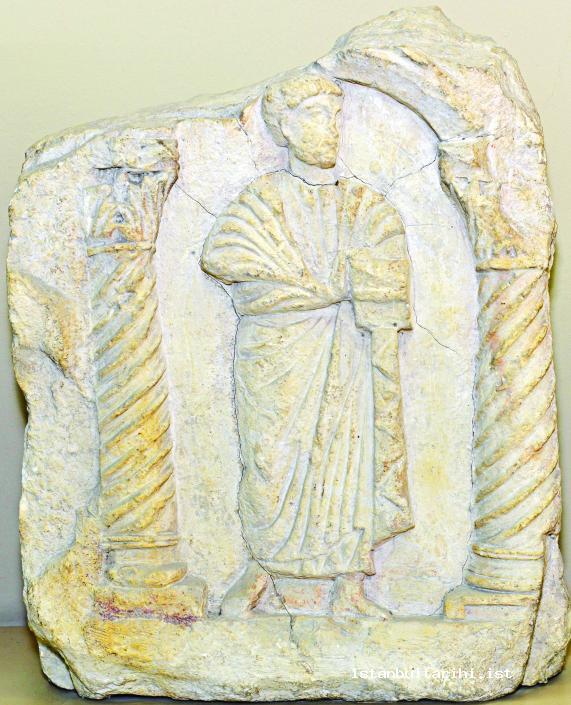 4- A man in his clothes depicted on a 4th – 5th century gravestone found in Mevlanakapı (Istanbul Archeology Museum)