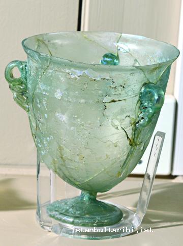 1- 2<sup>nd</sup> century glass cup (Istanbul Archeology Museum)