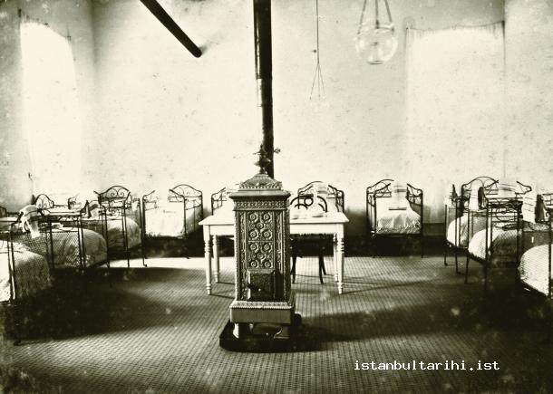 5- The dormitory of the orphans in Darülaceze (Istanbul Metropolitan Municipality, Atatürk Library, Album no. 66)