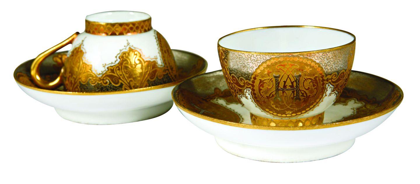 4- Cups with Sultan Abdülhamid II’s emblem (Yıldız Palace)