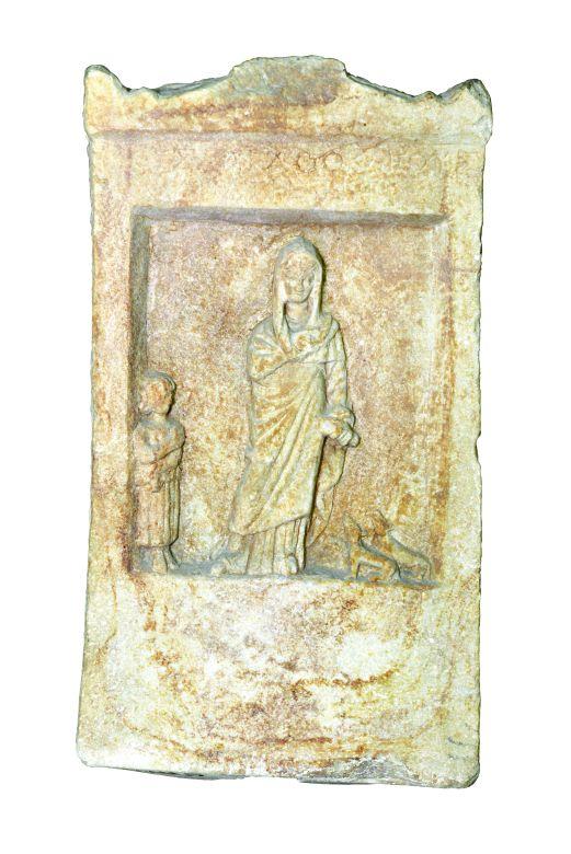 5- Lollia Sophia’s, who was a member of eliteclass in Byzantium, gravestone in Unkapanı. (Hellenistic period, 2<sup>nd</sup> – 1<sup>st</sup> centuries BCE) (Istanbul Archeology Museum)