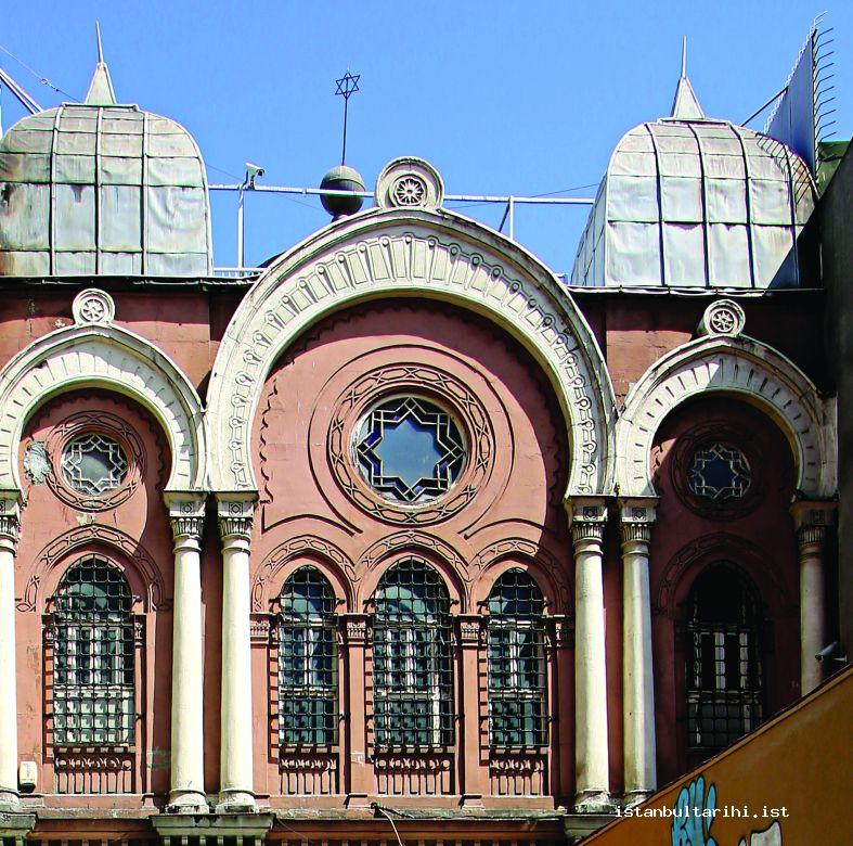 11- Ashkenazi Synagogue