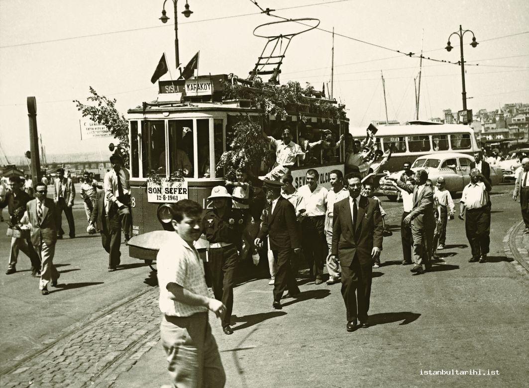 7- The tram line between Şişli and Karaköy (Istanbul Metropolitan Municipality, Kültür A.Ş.)