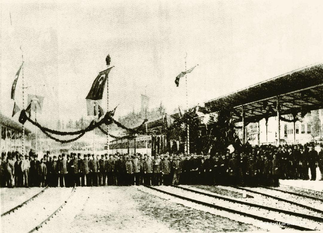 13- The opening ceremony of Sirkeci train station