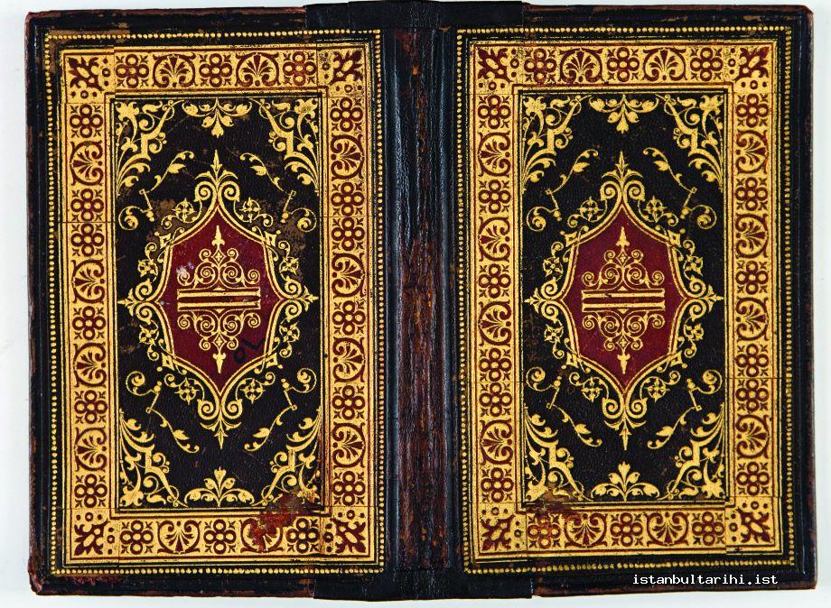 22- A wallet belonged to Sultan Abdülhamid II (BOA, EE.d, no. 1212)
