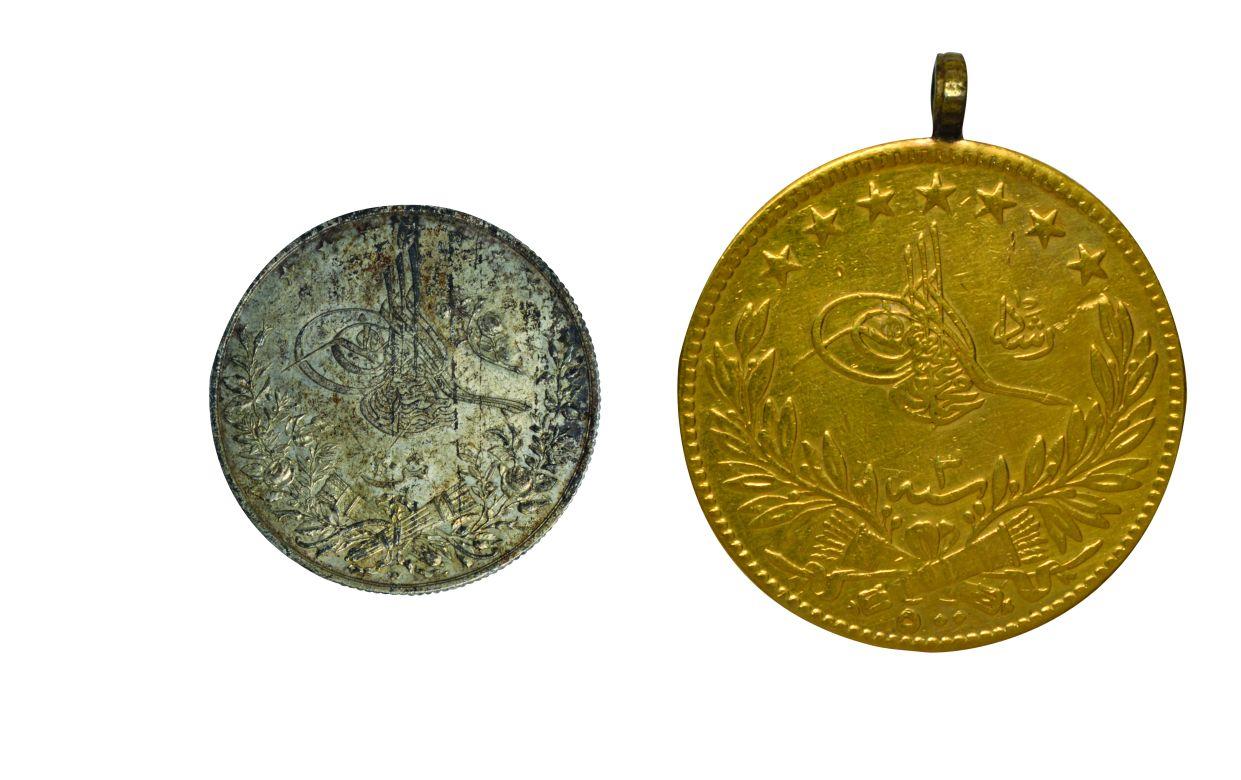 26- Coins minted in Istanbul during the period of Sultan Mehmed V (Mehmed Reşad) (Istanbul Archeology Museum, Coins Section)