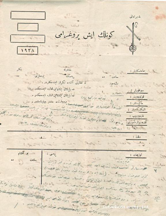 4- A table showing the daily working schedule at Darülbedayi (in Muhsin Ertuğrul’s handwriting) (Istanbul Metropolitan Municipality, Atatürk Library)