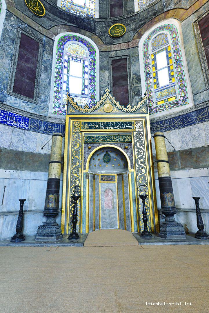 4- İstanbul’un fethinden sonra camiye çevrilen Ayasofya’nın mihrabı