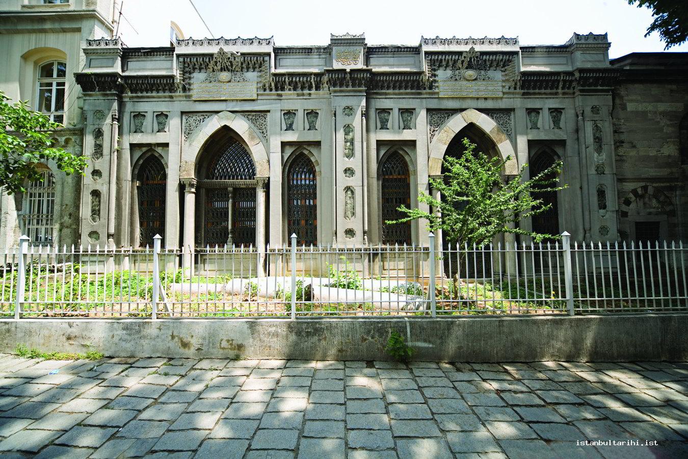 17- The building which used to be School of Pharmacy and Dental School and currently is part of Beyazıt State Library