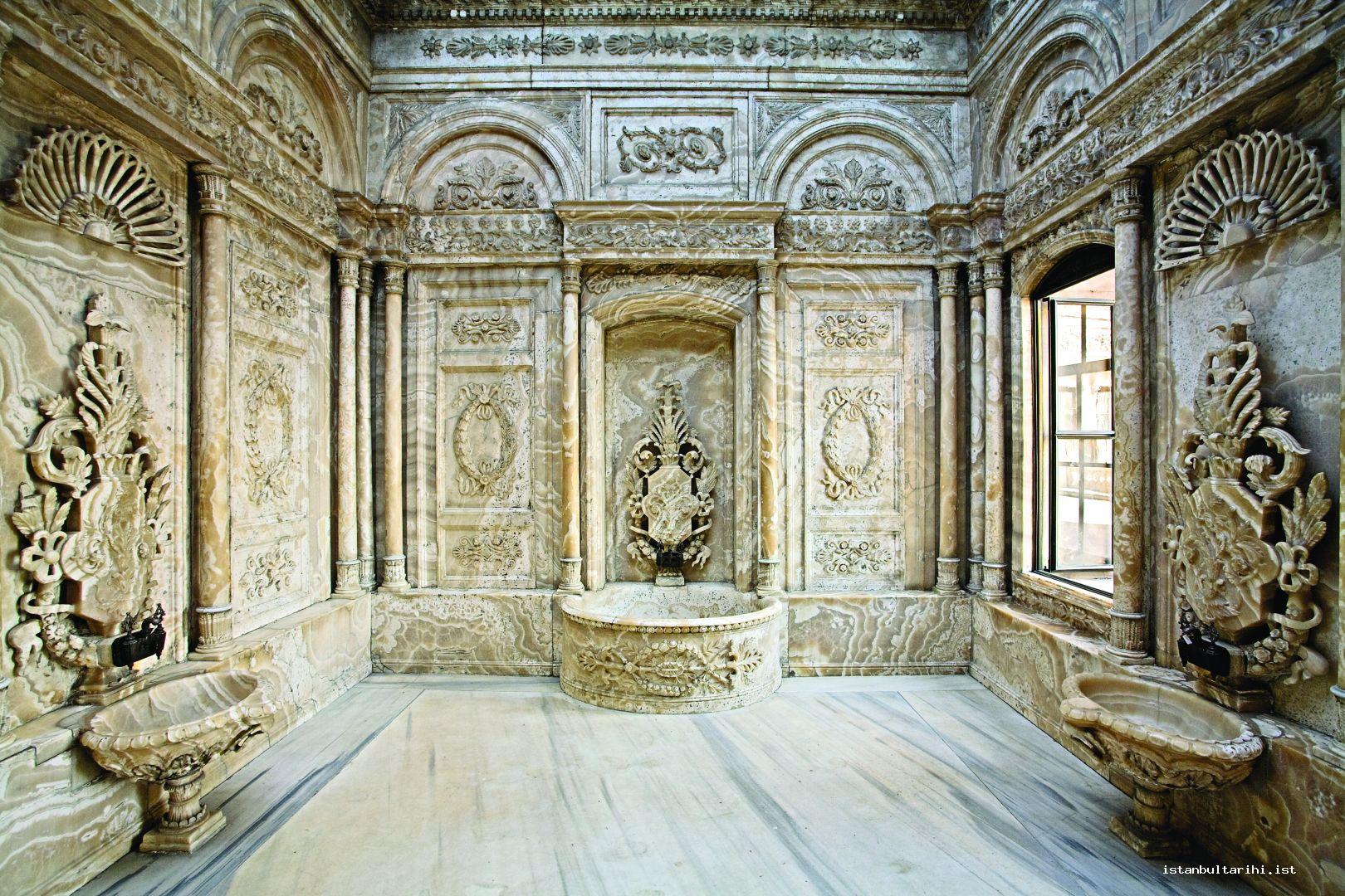 9- The sultan’s bath room in Dolmabahçe Palace