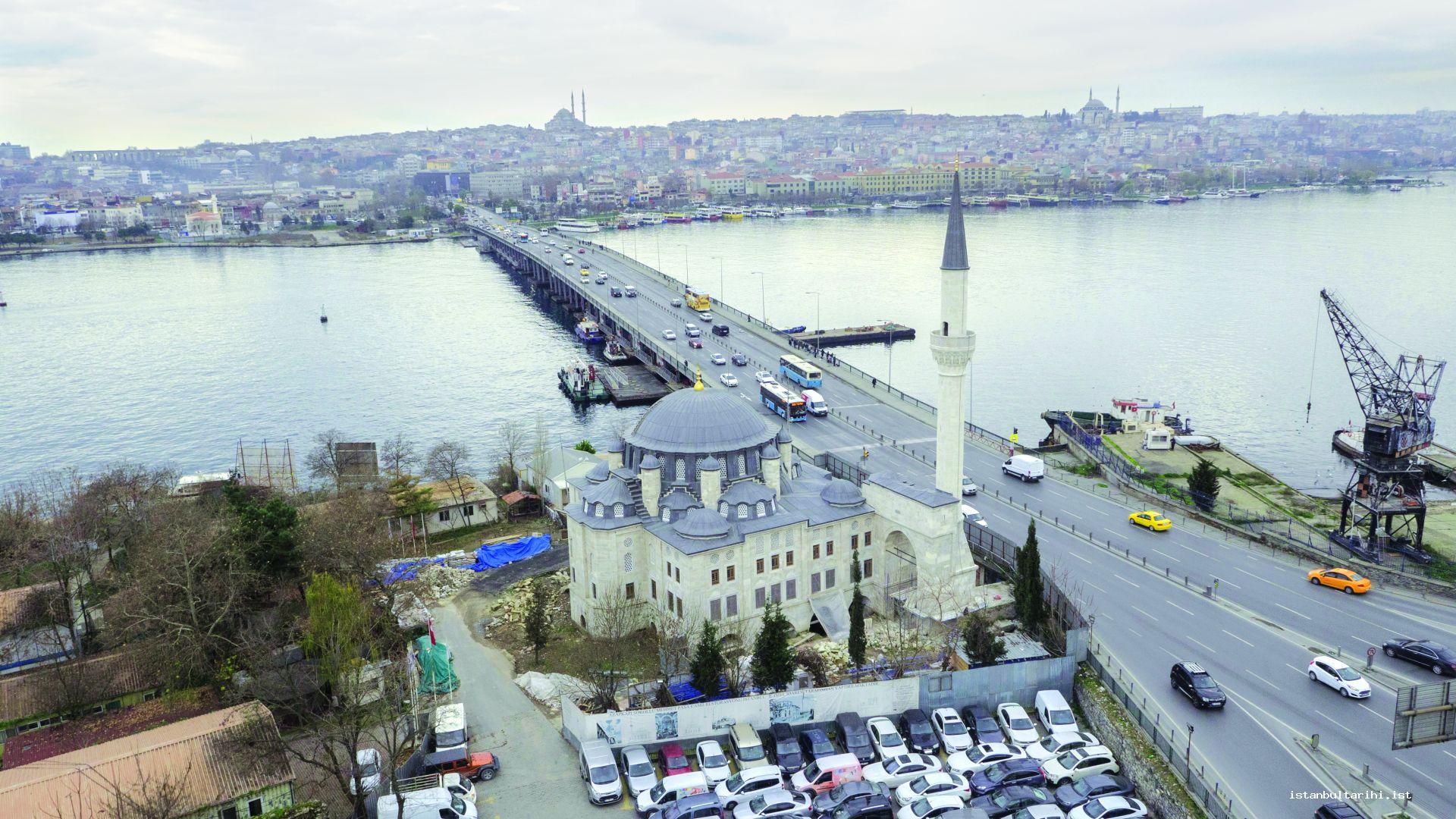 27- Azapkapı Sokullu Mehmet Paşa Camii