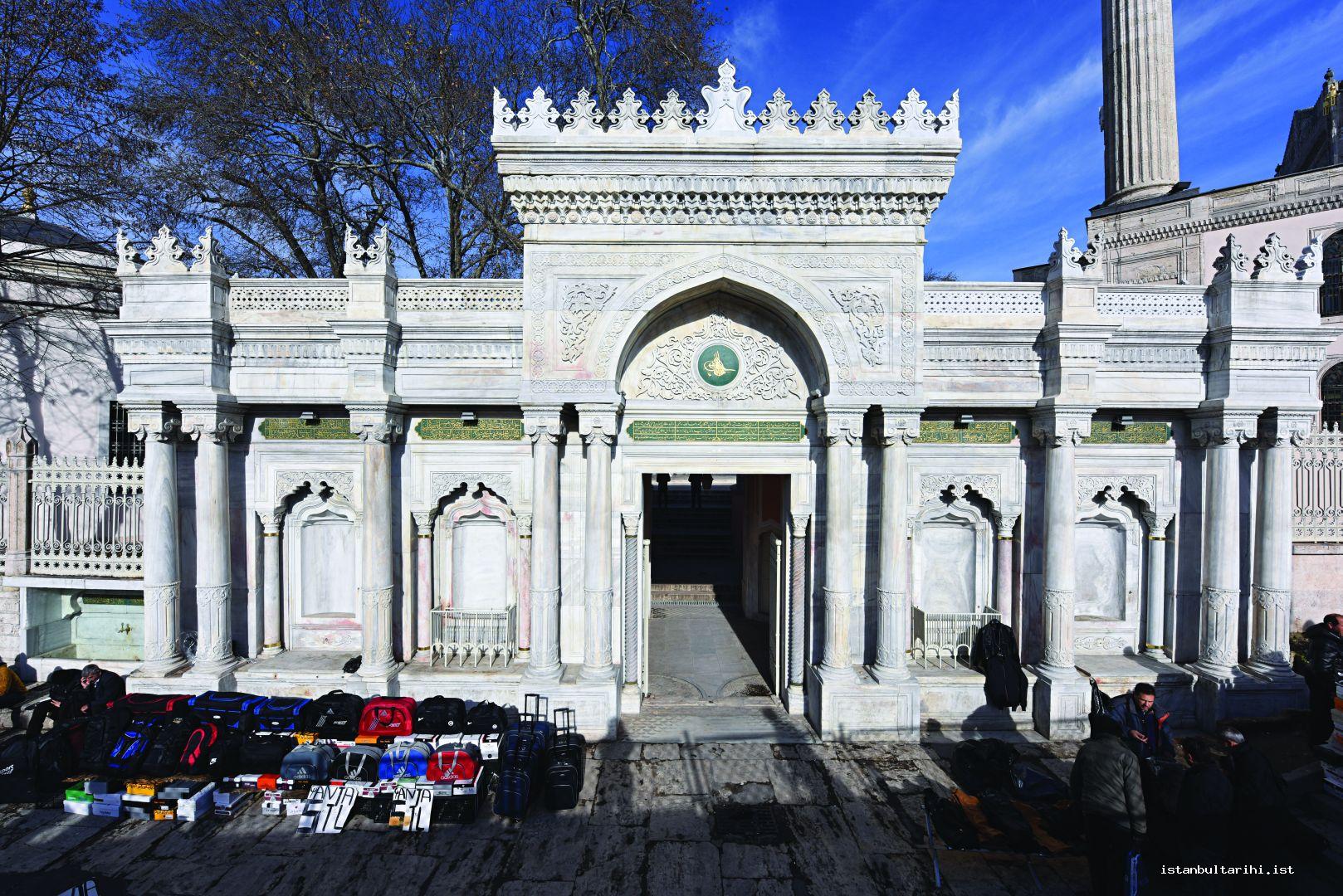17- The entrance of Pertevniyal Valide Sultan Mosque