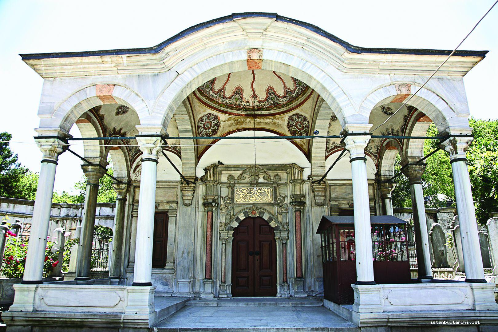 18- The tomb of Nakşidil Valide Sultan