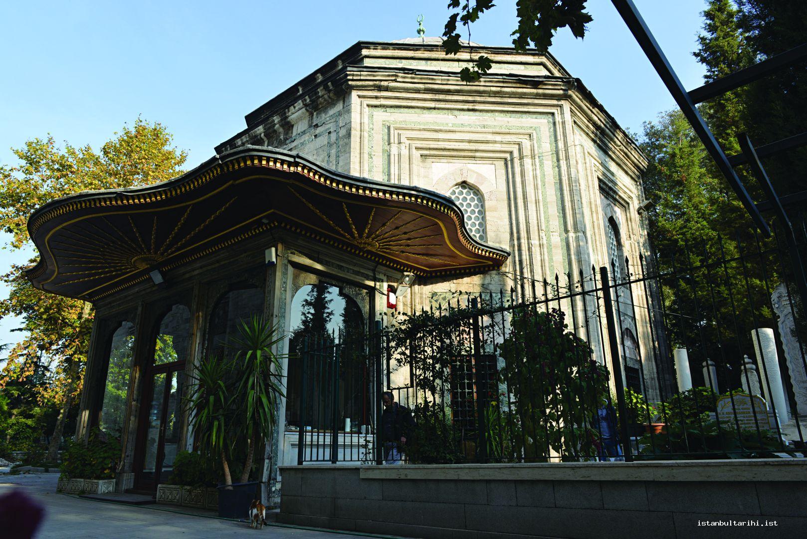 3- The tomb of Sultan Bayezit II   