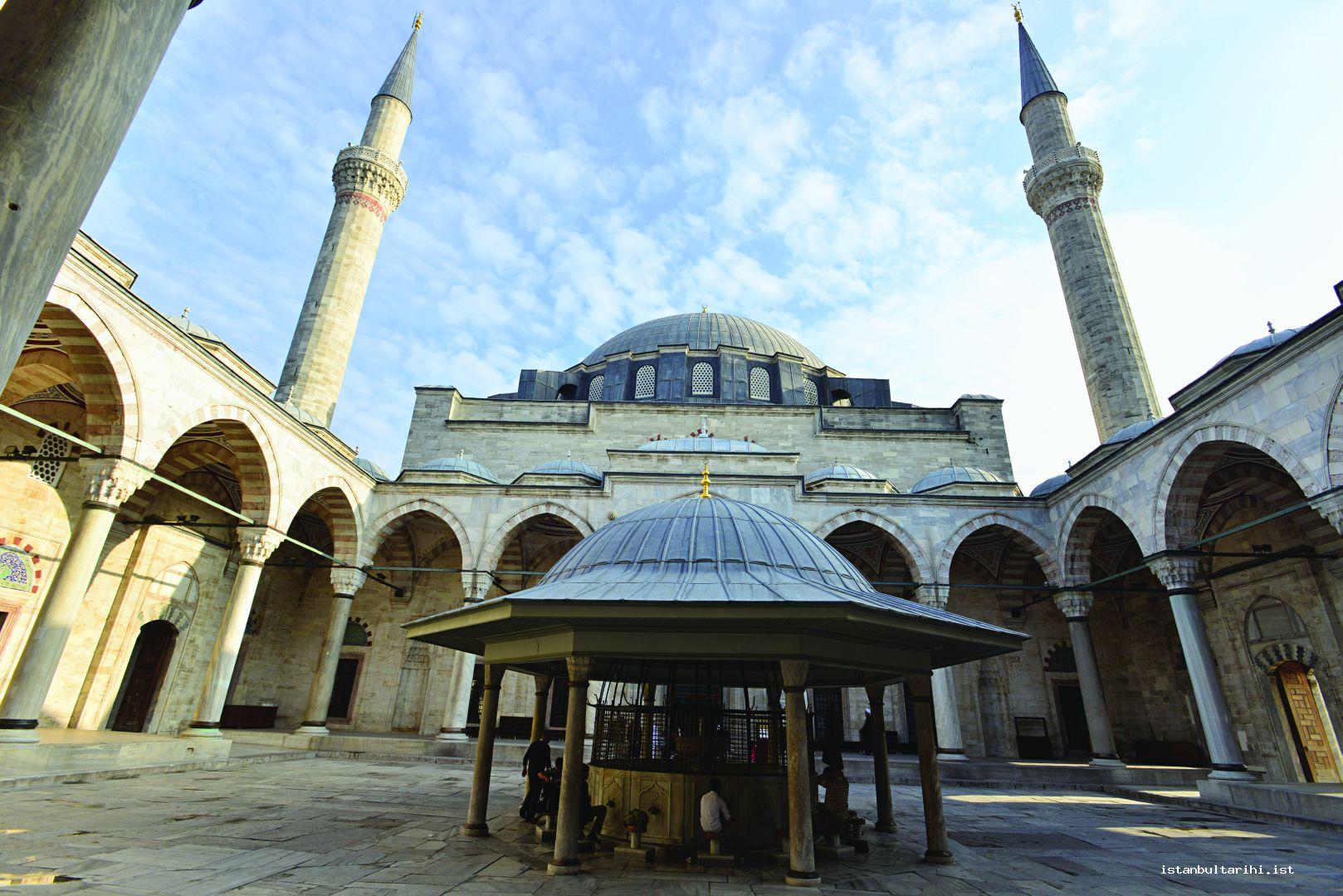2- Yavuz Sultan Selim Mosque    